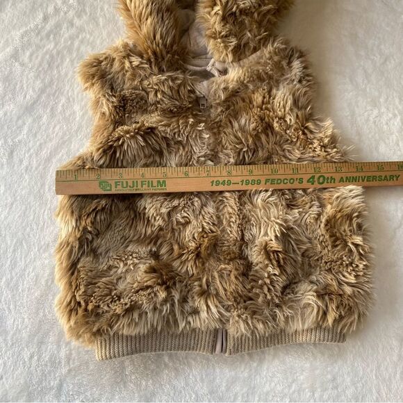 H&M Vest Faux Fur Vest Teddy bear Ears removable hood Beige Size 5/6 years - Picture 11 of 11